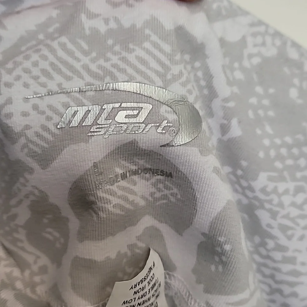 NWOT Athletic Capri Leggings - Picture 2 of 3